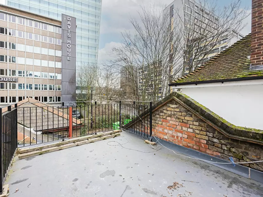 Immagine 10 di Appartamento in affitto  in High Street a Croydon