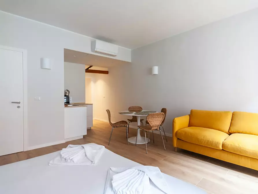 Immagine 6 di Appartamento in affitto  in Corso di Porta Ticinese a Milano