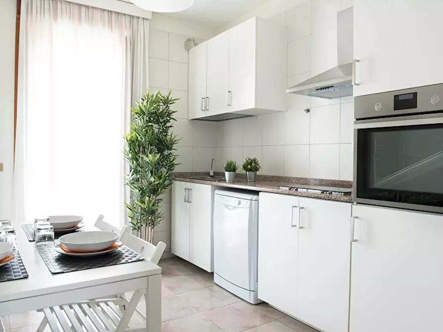 Immagine 6 di Camera condivisa in affitto  in Via Francesco Primaticcio a Milano