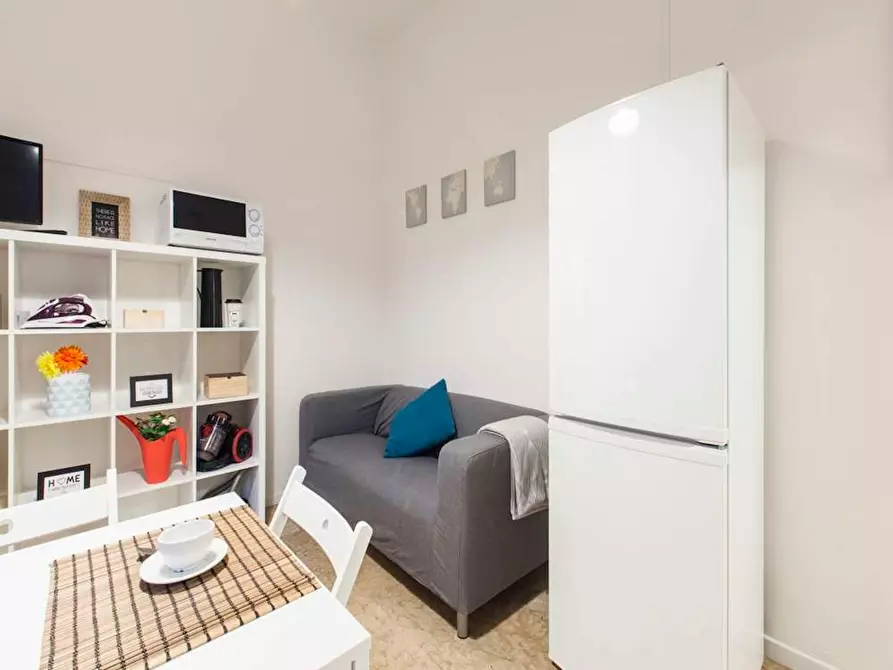 Immagine 9 di Camera in affitto  in Via Antonio Panizzi a Milano