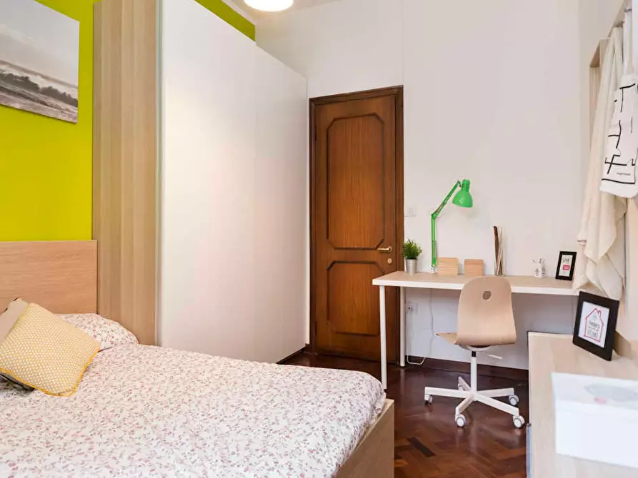 Immagine 1 di Camera in affitto  in Viale Giovanni Vicini a Bologna