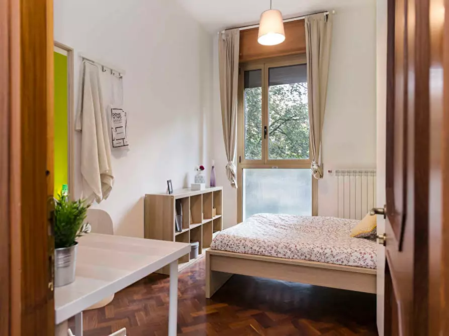 Immagine 2 di Camera in affitto  in Viale Giovanni Vicini a Bologna