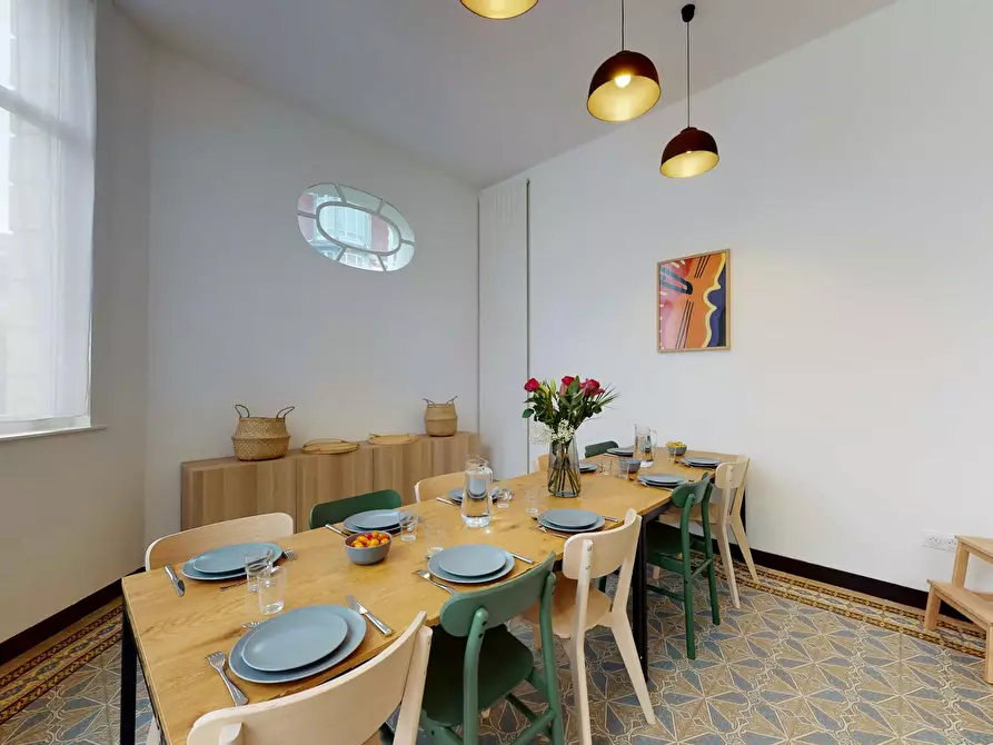 Immagine 7 di Camera in affitto  in Rue du Faubourg de Roubaix a Lille