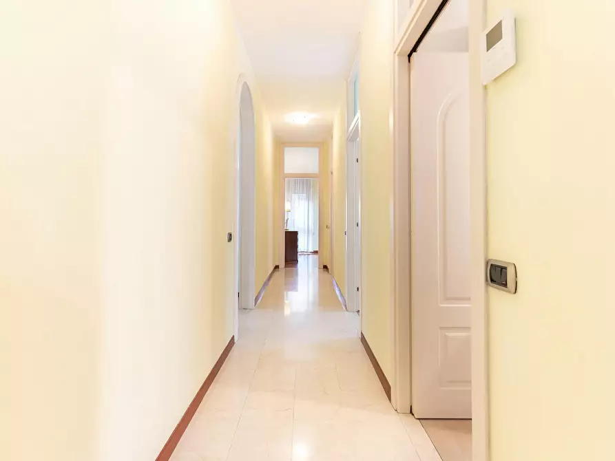 Immagine 4 di Camera in affitto  in Via Michele Novaro a Milano