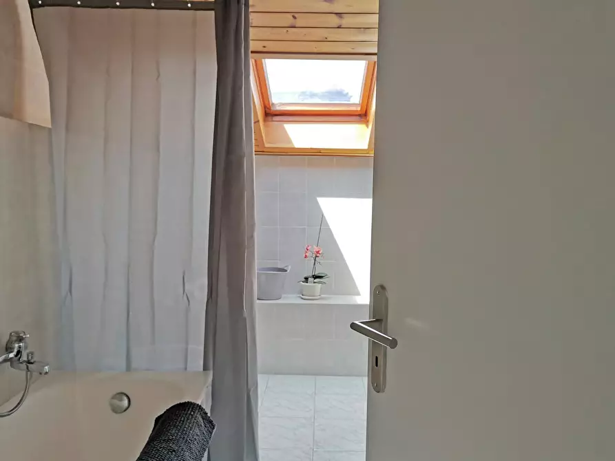 Immagine 10 di Appartamento in affitto  in Via Colico a Bellano