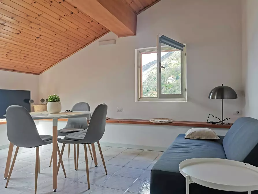 Immagine 3 di Appartamento in affitto  in Via Colico a Bellano