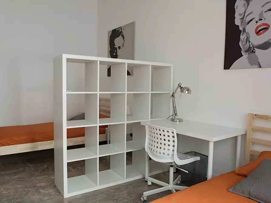 Immagine 2 di Camera condivisa in affitto  in Viale Piceno a Milano