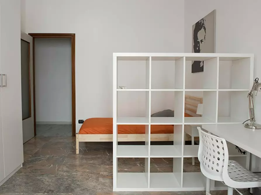 Immagine 4 di Camera condivisa in affitto  in Viale Piceno a Milano