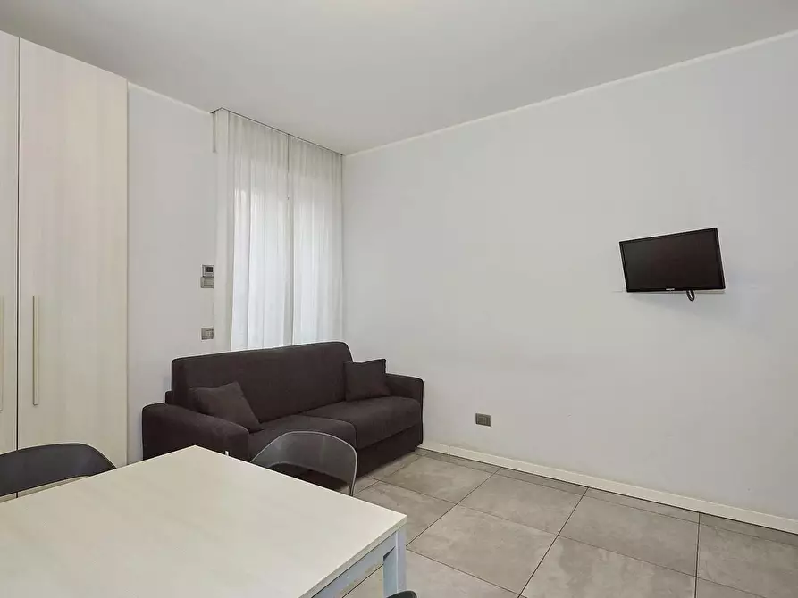 Immagine 7 di Appartamento in affitto  in Via Angiolo Maffucci a Milano