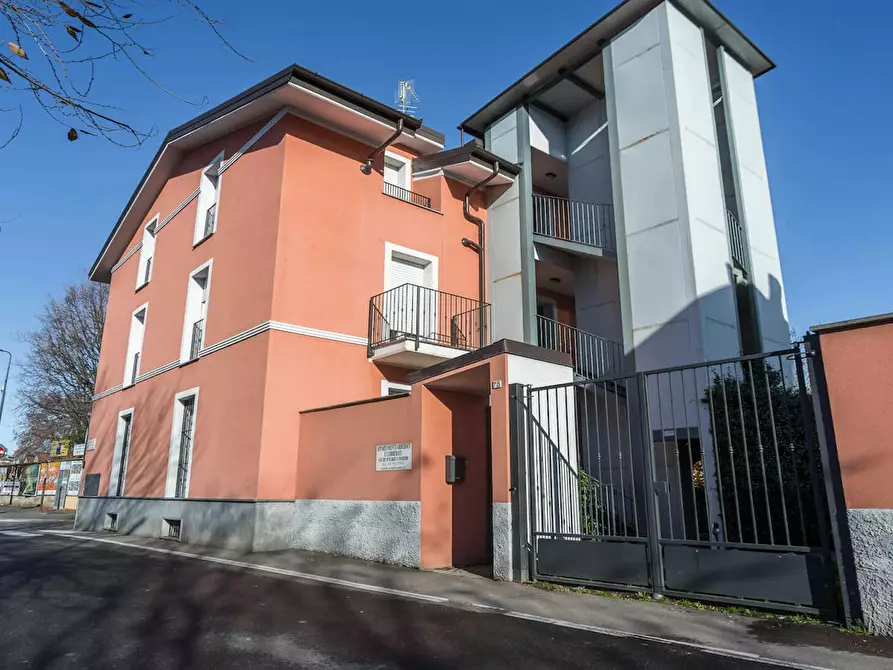 Immagine 10 di Appartamento in affitto  in Via Angiolo Maffucci a Milano