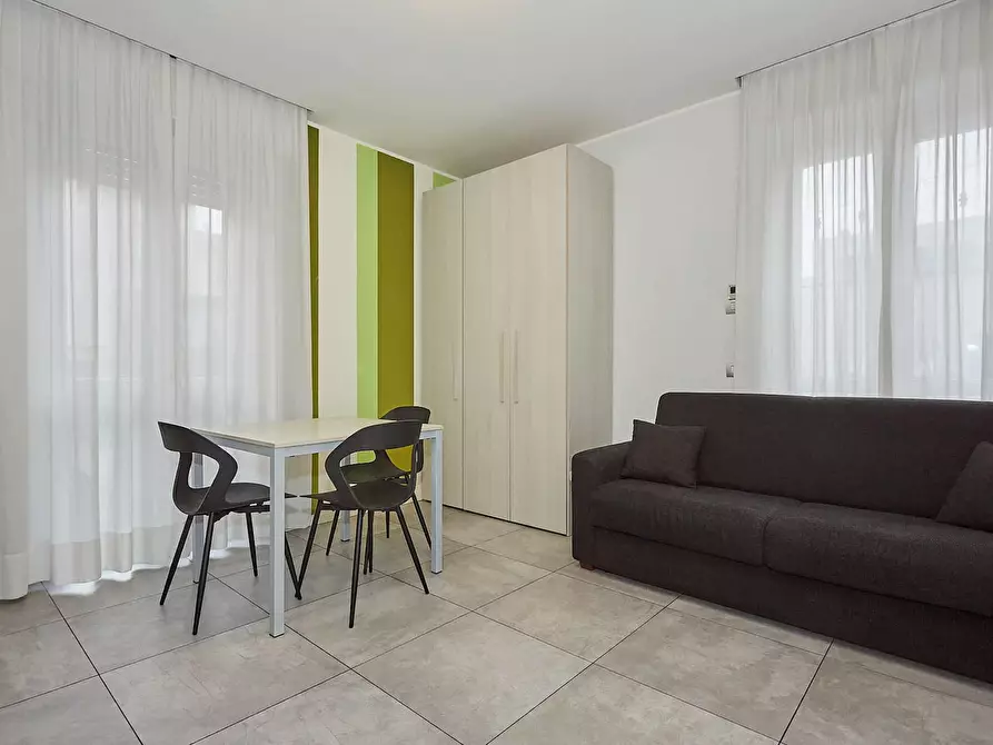 Immagine 6 di Appartamento in affitto  in Via Angiolo Maffucci a Milano