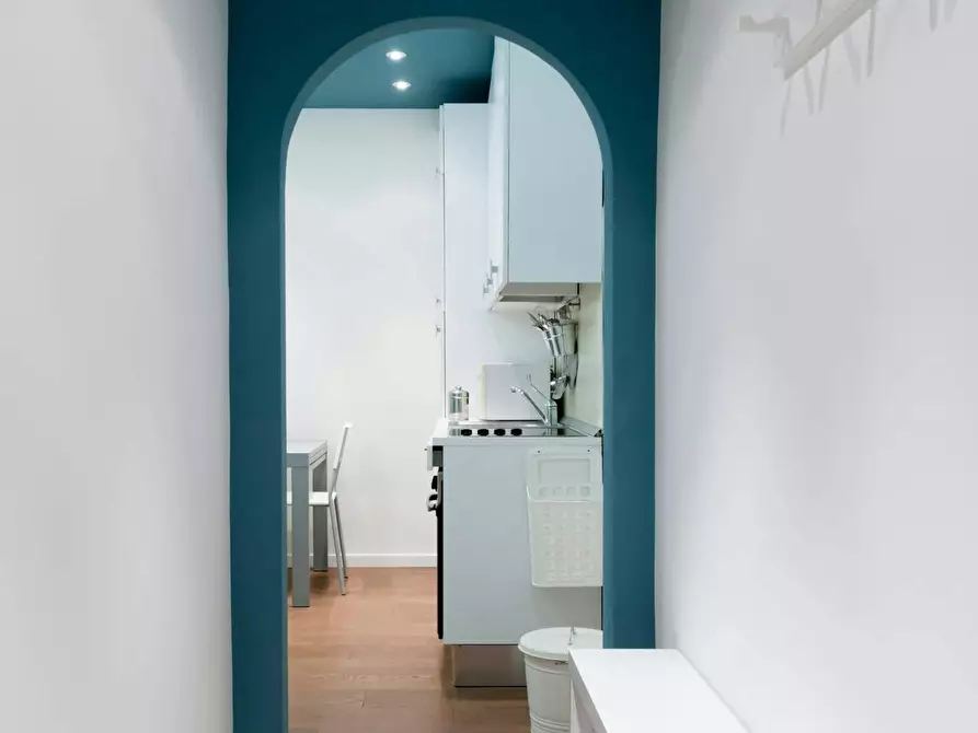 Immagine 5 di Appartamento in affitto  in Via Emilio Cornalia a Milano