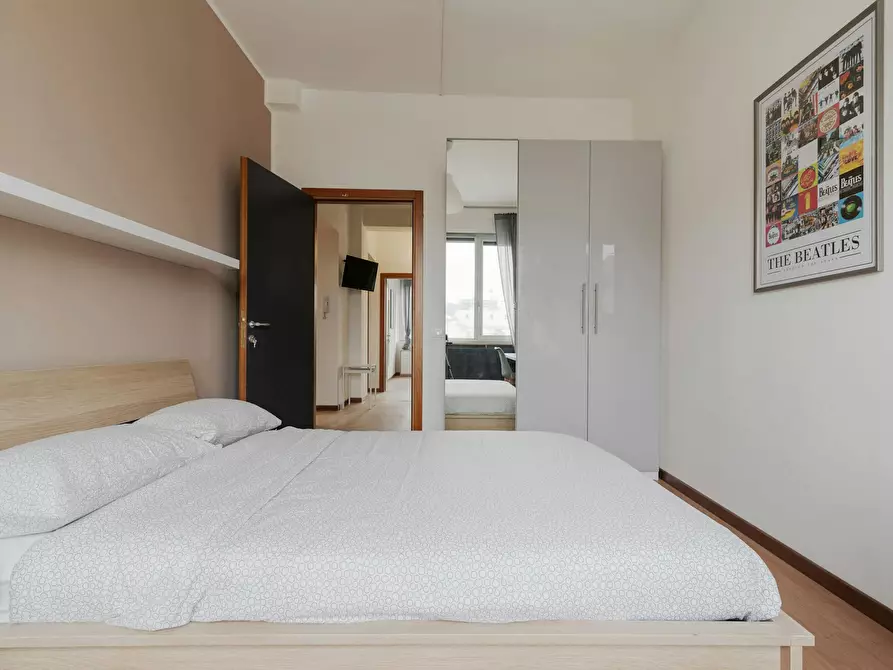 Immagine 5 di Camera in affitto  in Via Ernesto Breda a Milano