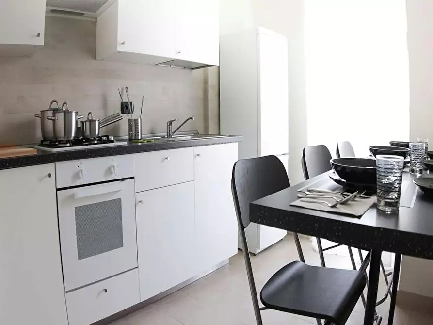 Immagine 10 di Camera in affitto  in Viale Brianza a Milano