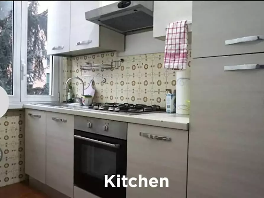 Immagine 4 di Camera condivisa in affitto  in Via Orbetello a Milano