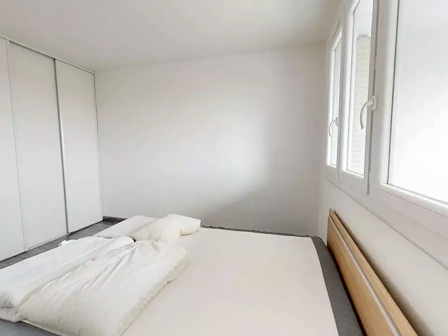 Immagine 1 di Camera in affitto  in Allée des Cèdres a Villeurbanne