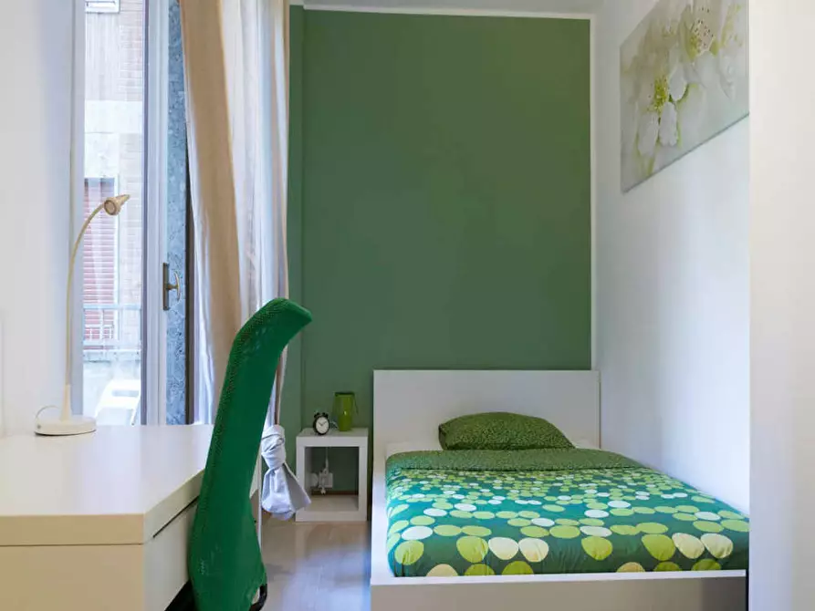 Immagine 1 di Camera in affitto  in Via Bartolomeo D'Alviano a Milano