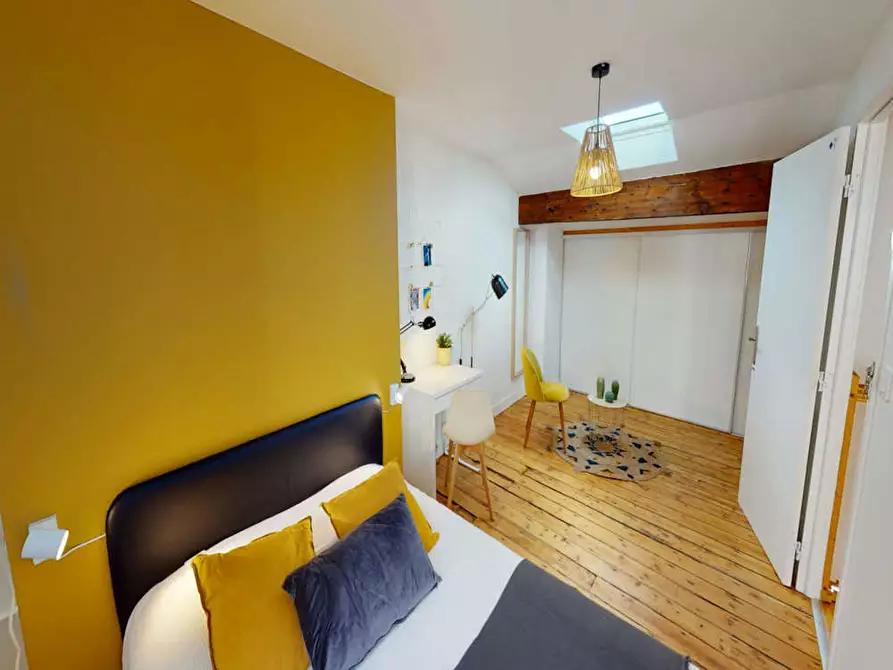 Immagine 1 di Camera in affitto  in Rue de la Merci a Bordeaux