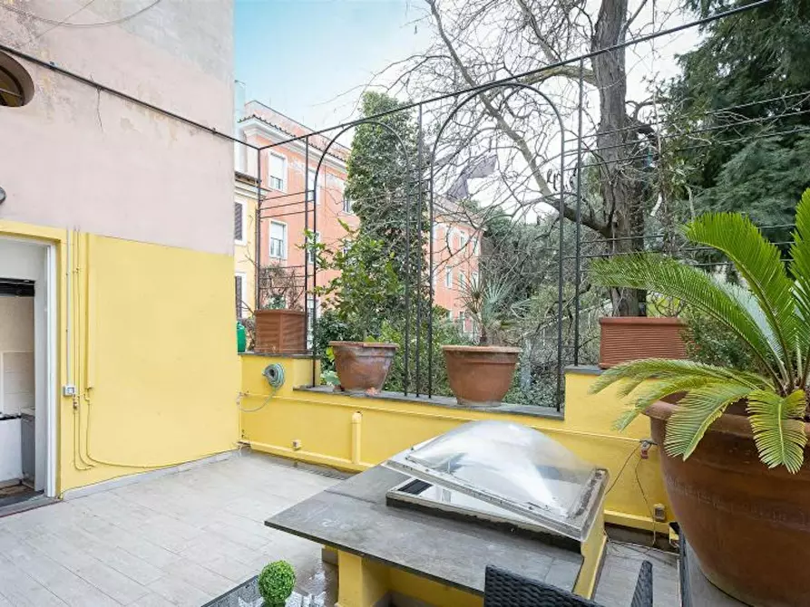 Immagine 4 di Appartamento in affitto  in Via dei Riari a Roma