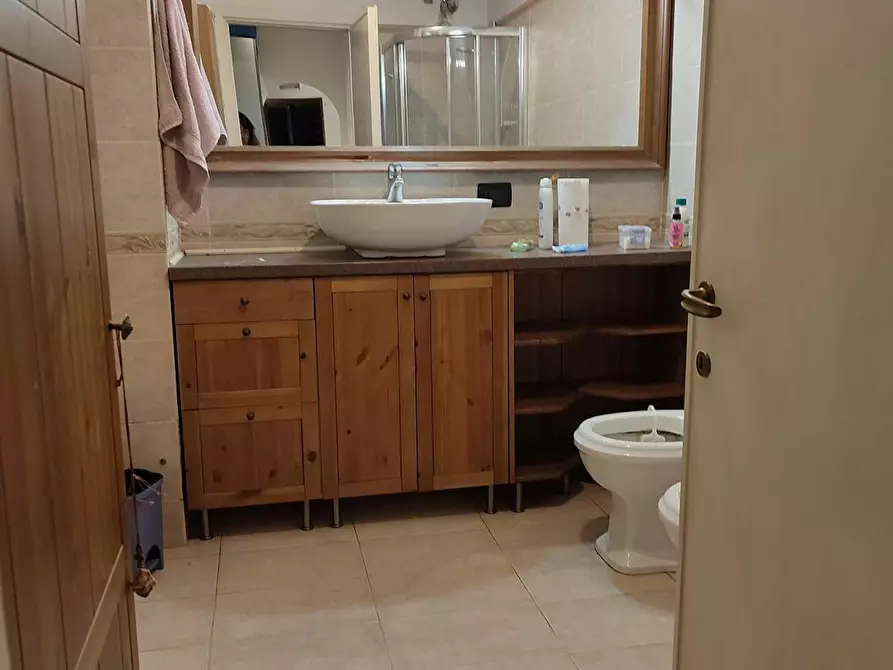 Immagine 10 di Camera in affitto  in Via Federico Barocci a Roma