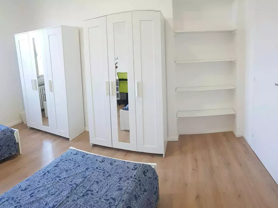 Immagine 3 di Camera condivisa in affitto  in Via Camillo e Otto Cima a Milano