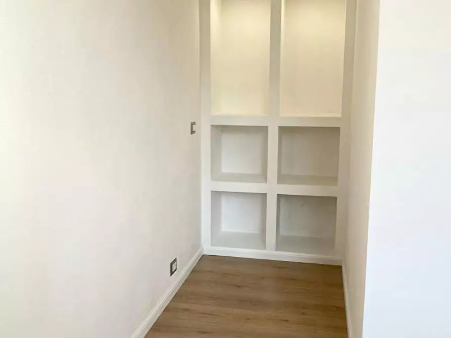 Immagine 4 di Camera in affitto  in Via Camillo e Otto Cima a Milano