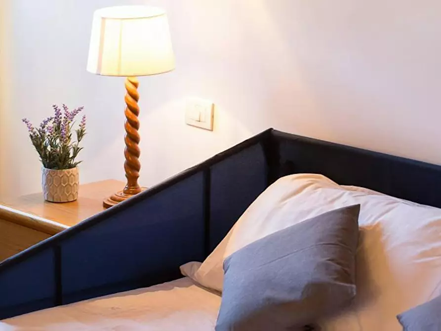 Immagine 8 di Appartamento in affitto  in Via della Scala a Roma