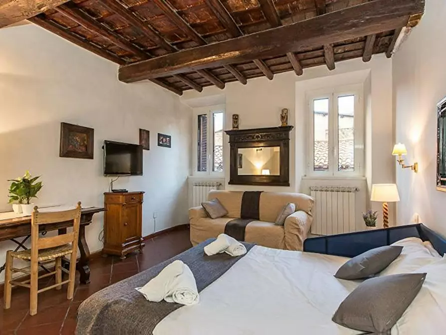 Immagine 4 di Appartamento in affitto  in Via della Scala a Roma
