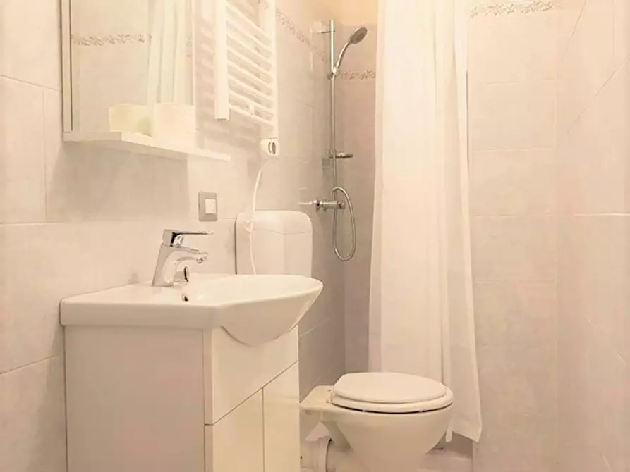 Immagine 4 di Camera in affitto  in Via Jacopino da Tradate a Milano