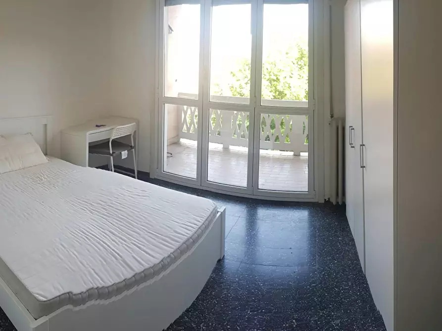 Immagine 1 di Camera in affitto  in Via Jacopino da Tradate a Milano