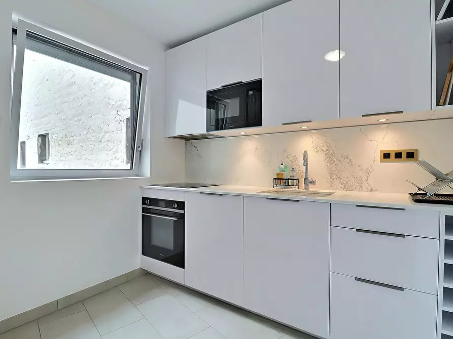 Immagine 9 di Appartamento in affitto  in Rue Damrémont a Paris 18