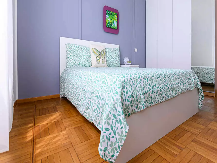 Immagine 2 di Camera in affitto  in Via Roberto Sarfatti a Milano