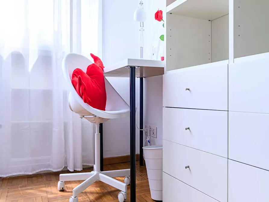 Immagine 7 di Camera in affitto  in Via Roberto Sarfatti a Milano