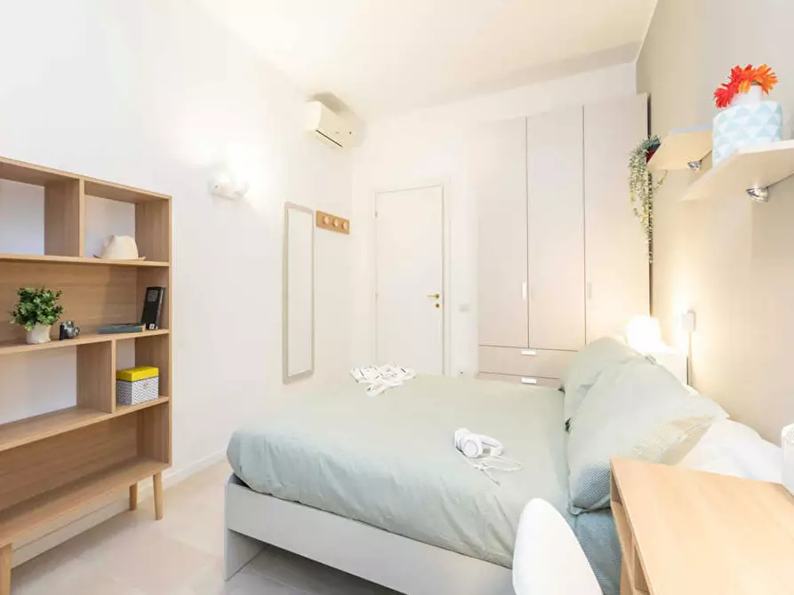 Immagine 4 di Camera in affitto  in Via Salasco a Milano