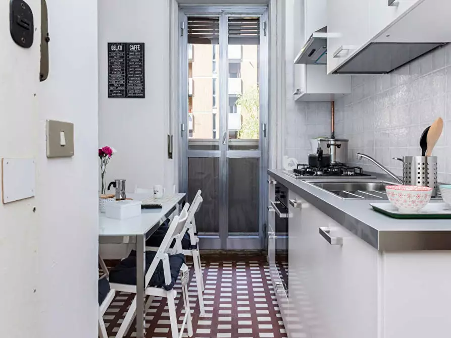 Immagine 10 di Camera in affitto  in Via Giuseppe Frua a Milano