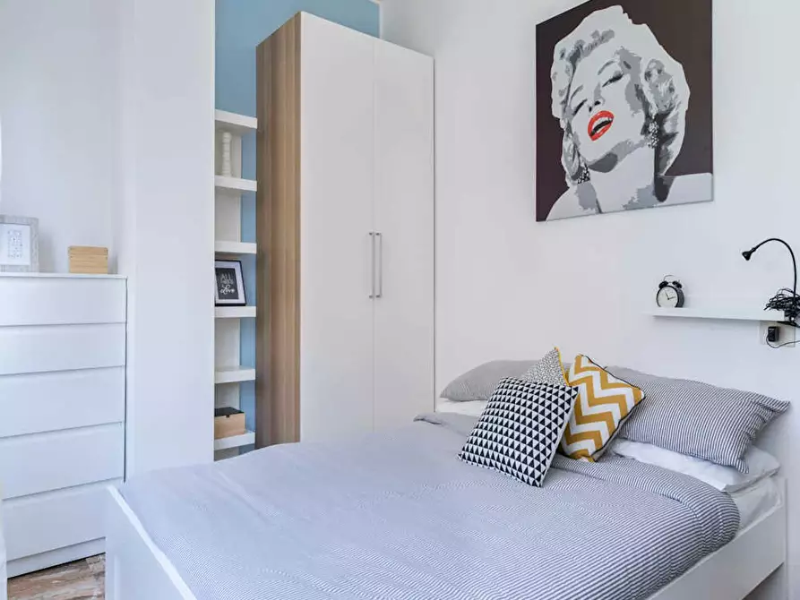 Immagine 1 di Camera in affitto  in Via Giuseppe Frua a Milano