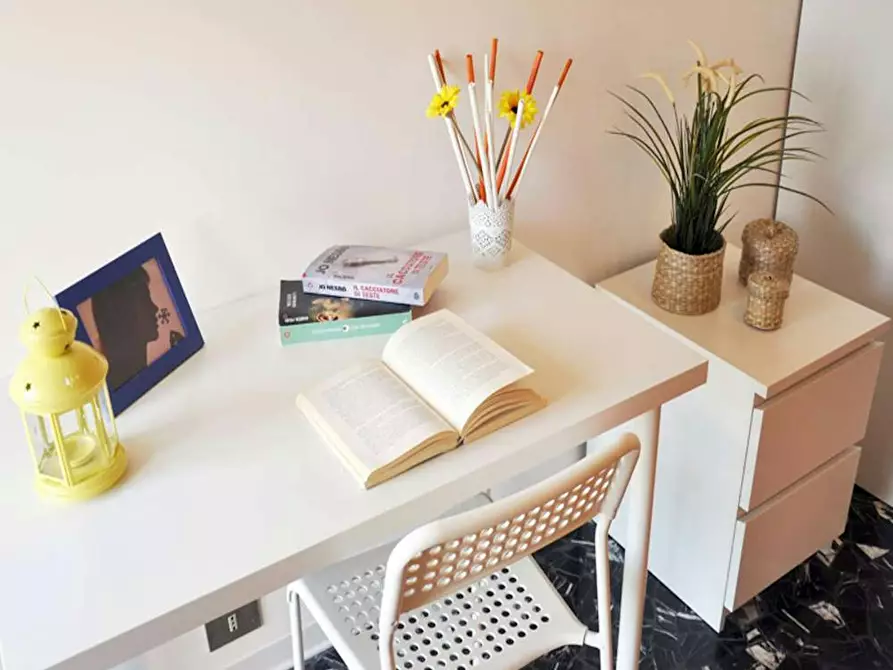 Immagine 10 di Camera in affitto  in Via Mauro Macchi a Milano