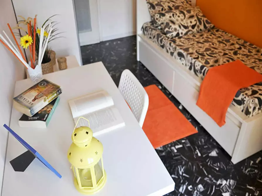 Immagine 6 di Camera in affitto  in Via Mauro Macchi a Milano