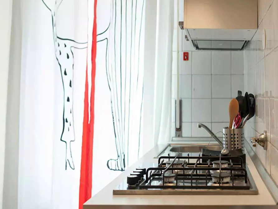 Immagine 7 di Camera in affitto  in Via della Salute a Bologna