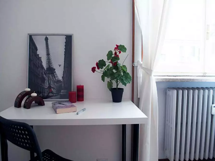 Immagine 10 di Camera in affitto  in Via Privata Reggio a Milano