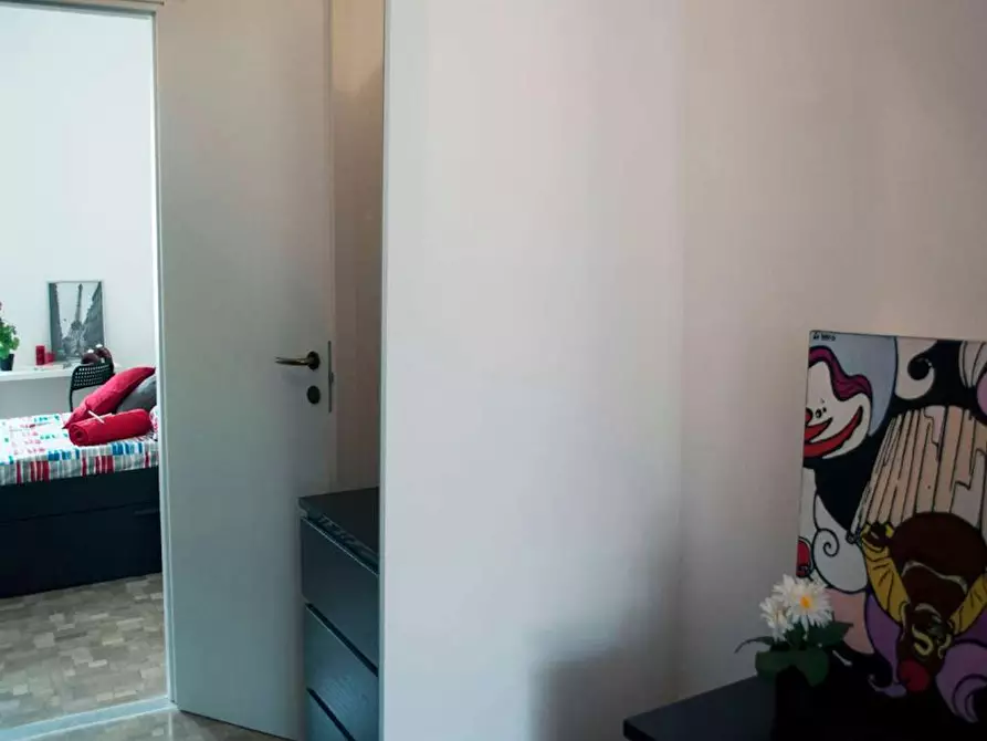Immagine 9 di Camera in affitto  in Via Privata Reggio a Milano