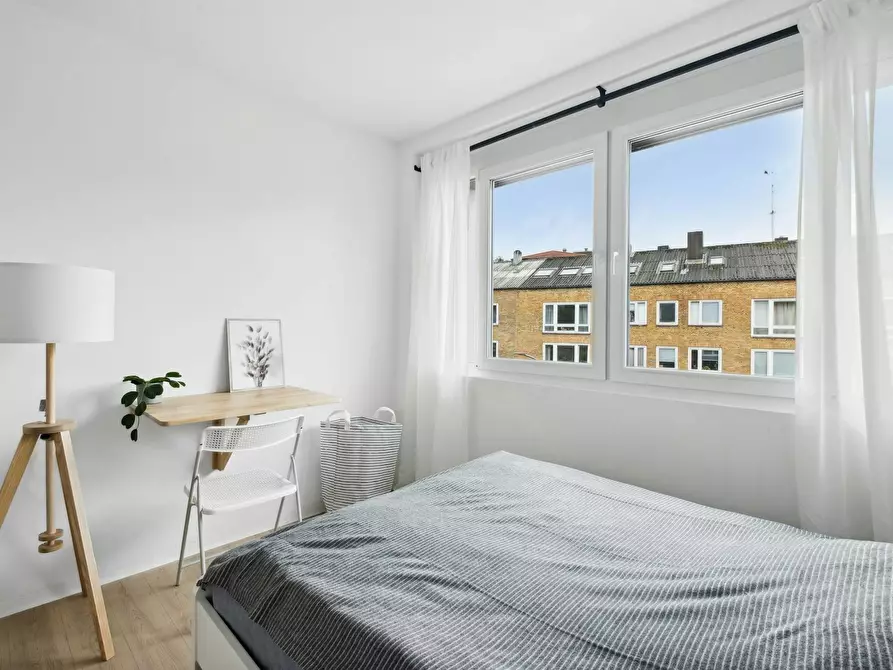 Immagine 2 di Appartamento in affitto  in Ifflandstraße a Hamburg Uhlenhorst