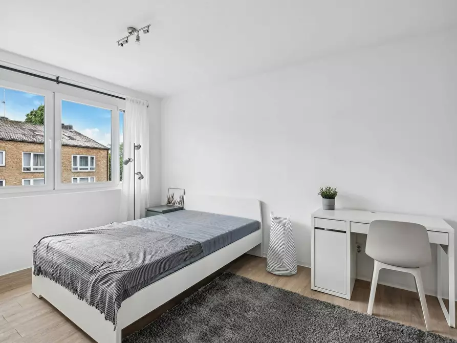 Immagine 3 di Camera in affitto  in Ifflandstraße a Hamburg Uhlenhorst