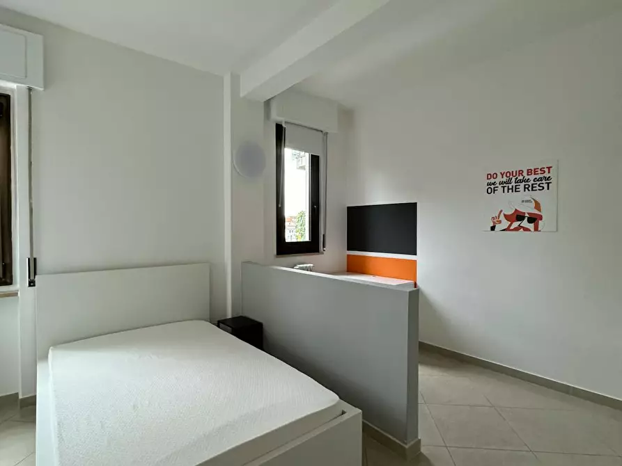 Immagine 2 di Camera in affitto  in Lungadige Capuleti a Verona