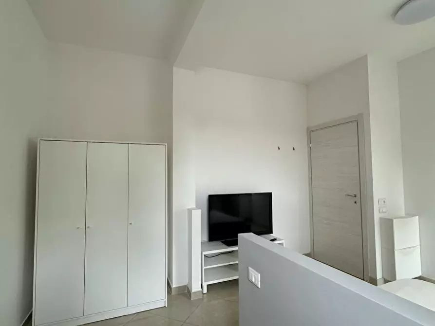 Immagine 3 di Camera in affitto  in Lungadige Capuleti a Verona