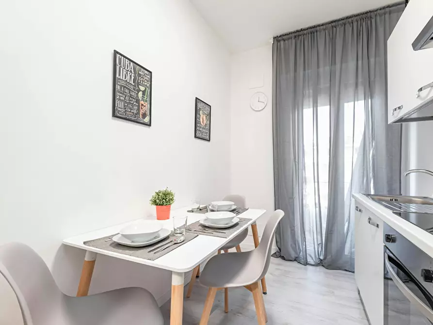 Immagine 4 di Camera in affitto  in Via Michelangelo Buonarroti a Padova