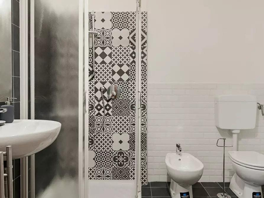 Immagine 10 di Camera in affitto  in Via Ernesto Breda a Milano