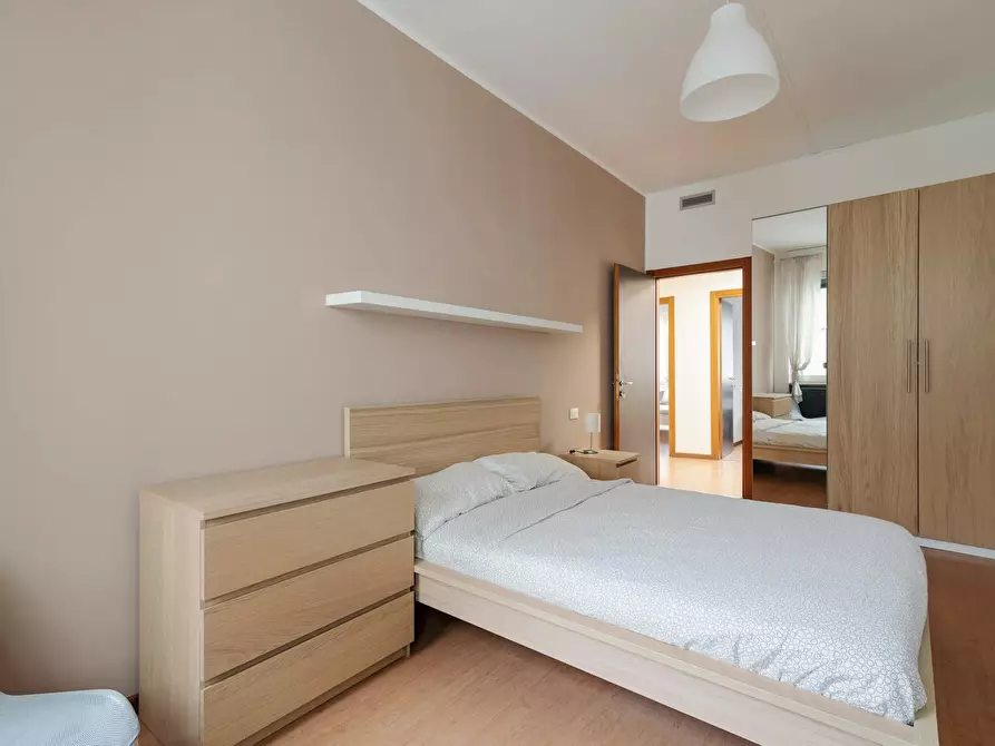 Immagine 1 di Camera in affitto  in Via Ernesto Breda a Milano