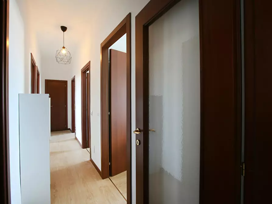 Immagine 7 di Camera in affitto  in Via Benjamin Constant a Milano