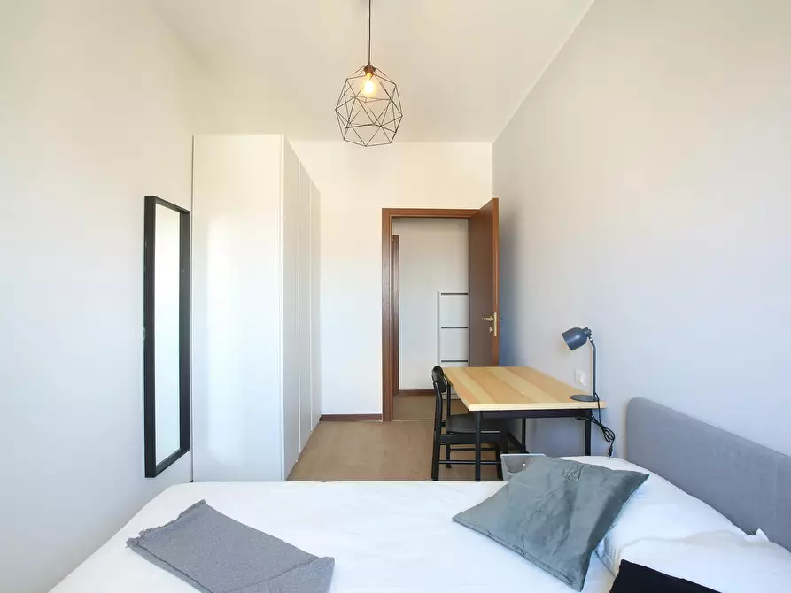 Immagine 4 di Camera in affitto  in Via Benjamin Constant a Milano